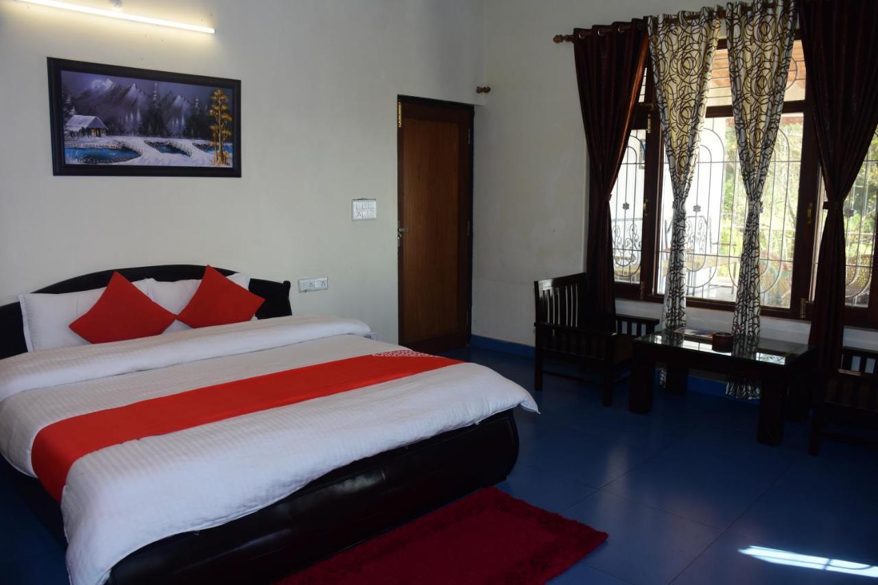 Hotel Goludev Valley View Найнитал Экстерьер фото