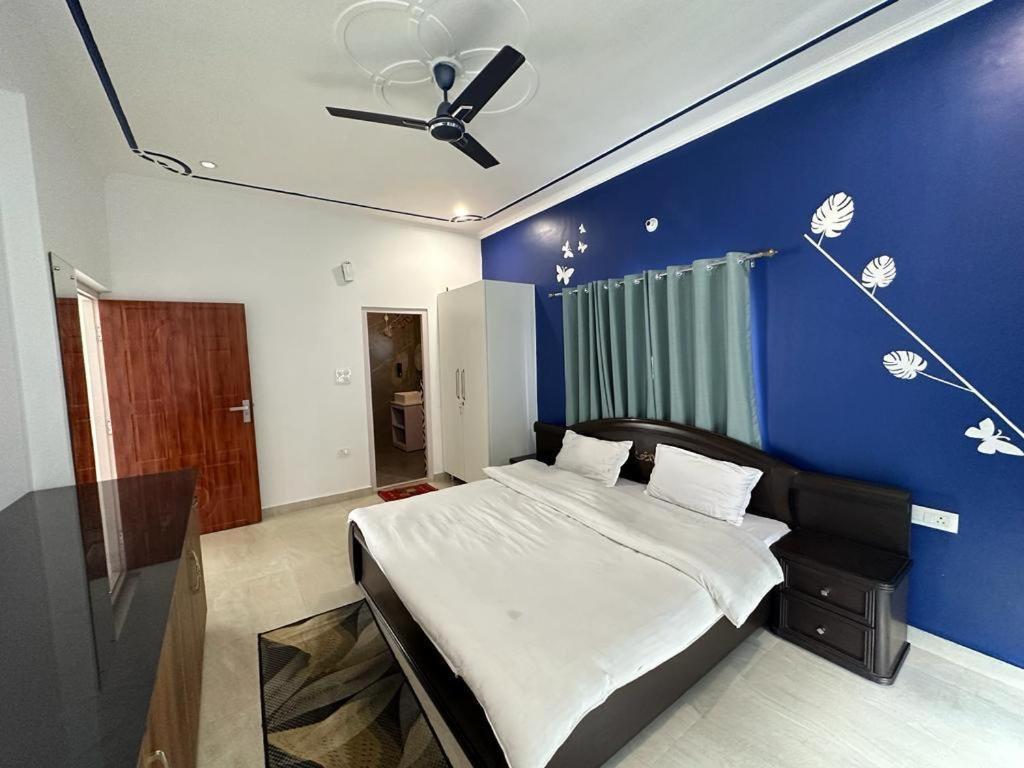Hotel Goludev Valley View Найнитал Экстерьер фото